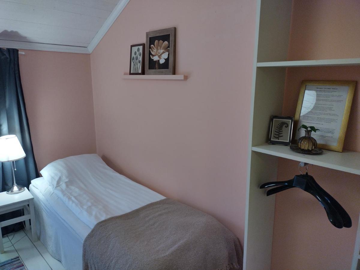 Jomala Brobacka Gasthem B&B 외부 사진