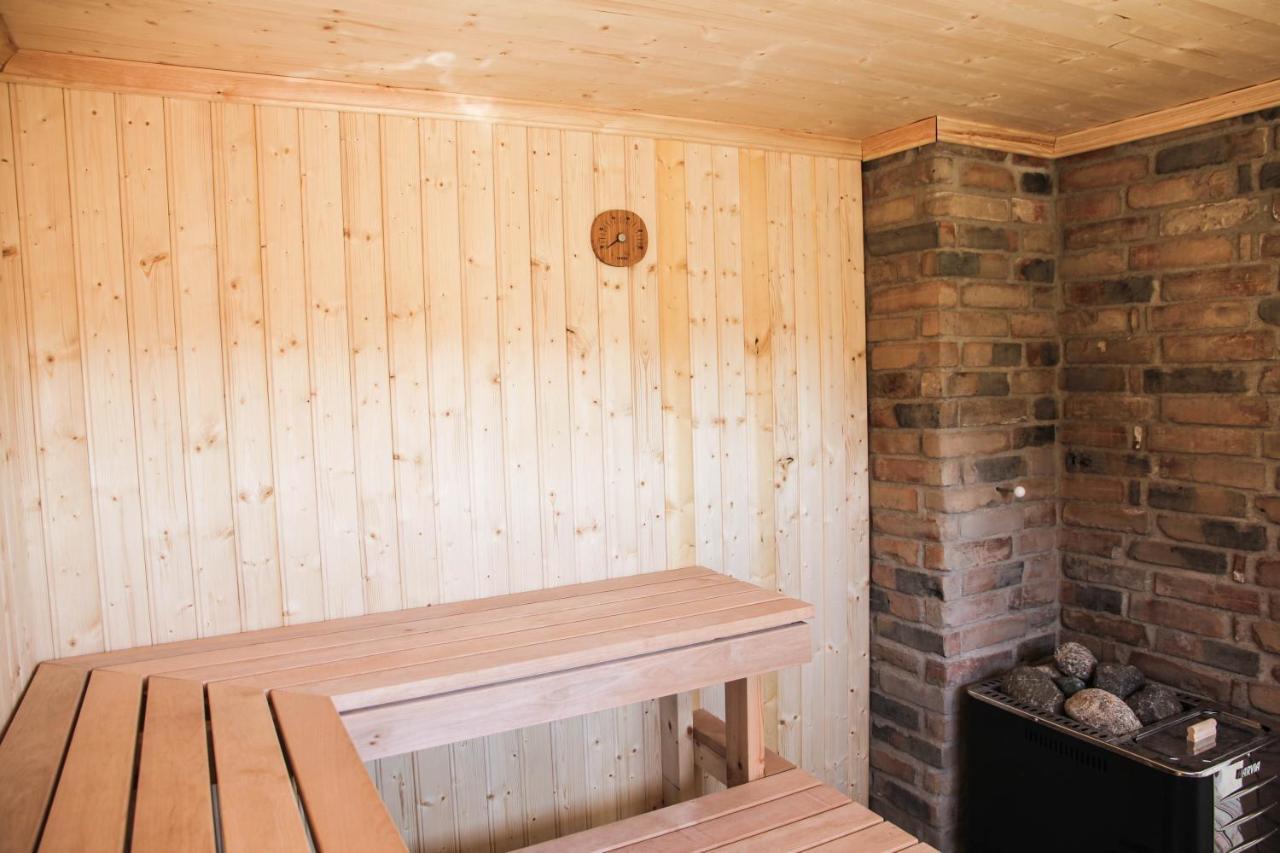 Jomala Brobacka Gasthem B&B 외부 사진